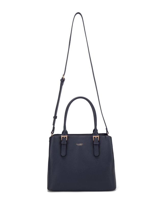 Damenhandtasche mit Reißverschluss. eine Innentasche mit Reißverschluss und zwei offene Innentaschen. fehlende Außentaschen. verstellbarer und abnehmbarer Schultergurt. im PU-Griff. ein Innenfach. Außenmaterial. Innen ungefüttert. Maße: 30,5x23,5x13,5 cm. Modeprodukt