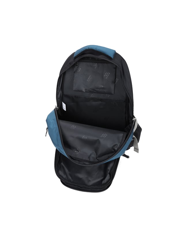 Mochila unisex. El cierre es con cremallera. Los bolsillos internos son bolsillos multifuncionales. Hay tres bolsillos externos con cremallera y uno lateral. Falta la correa para el hombro. Falta el mango. Hay tres compartimentos internos. El material exterior es poliéster. Internamente está forrado en poliéster. Medidas: 34x22x53 cm. Producto de moda