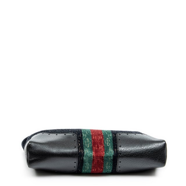 Gucci Tassen Medium Web Punch Top Handle  Schoudertas in de Zwart Doek in de Goud  hardware. Het product is in In Uitstekende Staat (A).
  Afmetingen: 36.5x22x17.5 cm 
  Inclusief accessoires: None
      Conditie Notes: slight scuffs on bottom corners and upper leather
  BrandCo Paris vindt zeldzame artikelen in de beste staat voor ongelooflijke prijzen. Het is de moeite waard om geduldig te zijn! Koop met vertrouwen: alle artikelen van BrandCo Paris worden zorgvuldig geselecteerd en geverifieerd door ons team van experts.

  Alle artikelen worden geleverd met een certificaat van echtheid en verpakt door BrandCo Paris.

  Classificatietabel voor de conditie van het artikel:

  N (als nieuw)
  AA (perfecte staat)
  A (uitstekende staat)
  AB (zeer goede staat)
  B (goede/redelijke staat)