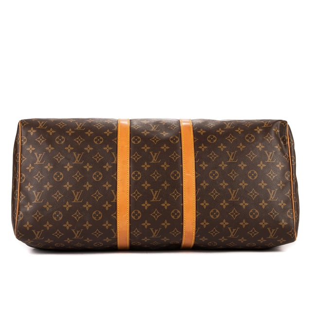 Louis Vuitton Taschen Keepall 55 Reisetasche und Braun Beschichtete Leinwand und Goldenes Messing hardware. Das Produkt ist auf in sehr gutem Zustand (AB).
  Abmessungen: 55x28x25 cm 
  Zubehör inklusive: Worn Handles
  Äußere Hinweise: Worn Handles
  BrandCo Paris hat seltene Artikel und die besten Konditionen zu unglaublichen Preisen vorgestellt. Geduld lohnt sich! Kaufen Sie mit Vertrauen: Alle Artikel von BrandCo Paris sind von unserem Expertenteam ausgewählt und authentisch.
  Alle Artikel enthalten ein Echtheitszertifikat und wurden von BrandCo Paris übernommen.
  Tabelle zur Klassifizierung des Artikelzustands
  N (wie neu)
  AA (perfekter Zustand)
  A (ausgezeichneter Zustand)
  AB (sehr guter Zustand)
  B (gut/mittelmäßig)