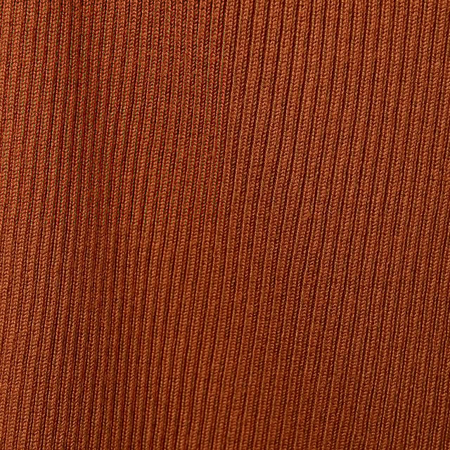QED London Womens Dresses Midi In Brown The QED London edge to edge maxi cardigan in brown is a stylish and cozy addition to your wardrobe. Made from a blend of 80% viscose and 20% nylon, this cardigan offers a soft and comfortable feel while ensuring durability. The edge-to-edge design provides a sleek and modern look, making it easy to layer over various outfits.
The brown color adds a warm and earthy tone, perfect for complementing a range of styles. The maxi length gives it a chic and elegant appearance, making it suitable for both casual and more dressed-up occasions. Whether you?re wearing it over a dress or pairing it with jeans and a top, this cardigan is a versatile and fashionable choice for any season.