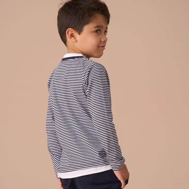 It's all about layering and with our henley shirt we layer up for you. This handsome stripe tee with contrast chest pocket and mock shirt detail is the perfect transitional top.
