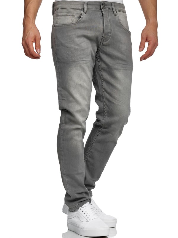 •Moderne & zeitlose Herren Jeans von Tazzio

•Verschluss: Knopfverschluss (verdeckter Zip Fly)
•Hosentaschen: Eingrifftaschen, Coinpocket, Gesäßtaschen
•Stretchanteil für eine optimale Passform
•Gürtelschlaufen
•Hochwertiges Material & bequem zu tragen
•Ideale Jeans das ganze Jahr

Passform
•Passform: Regular Fit
•Länge: Lang
•Leibhöhe: normal

Material & Pflege
•Material Oberstoff: 97% Baumwolle, 3% Elasthan
•Materialkonstruktion: Denim/Jeans
•Elastizität: Leicht elastisch
•Pflegehinweise: Maschinenwäsche