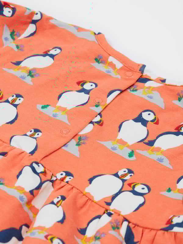 Long sleeved printed dress made from our organic cotton with a touch of elastane for a stretch and comfortable fit. GOTS Organic Certified by Soil Association Certification Licence Number DK22283.