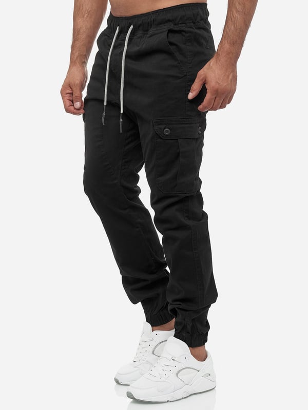 Artikelbeschreibung


	Moderne &amp; zeitlose&nbsp;Herren Jeans&nbsp;von Tazzio
	Verschluss:&nbsp;Tunnelzug
	Hosentaschen: Eingrifftaschen, Cargotaschen, Ges&auml;&szlig;taschen
	Stretchanteil f&uuml;r eine&nbsp;optimale Passform
	2 Taschen an den Beinseiten, via Knopf verschlie&szlig;bar
	Im Jogger-Stil
	Hochwertiges Material &amp; bequem zu tragen
	Ideale Hose f&uuml;r das ganze Jahr


Passform


	Passform:&nbsp;Regular Fit
	L&auml;nge: Kn&ouml;chellang
	Leibh&ouml;he: Normal


Material &amp; Pflege


	Material Oberstoff: 97% Baumwolle, 3% Elasthan
	Elastizit&auml;t: Leicht elastisch, elastischer Bund
	Pflegehinweise:&nbsp;Maschinenw&auml;sche