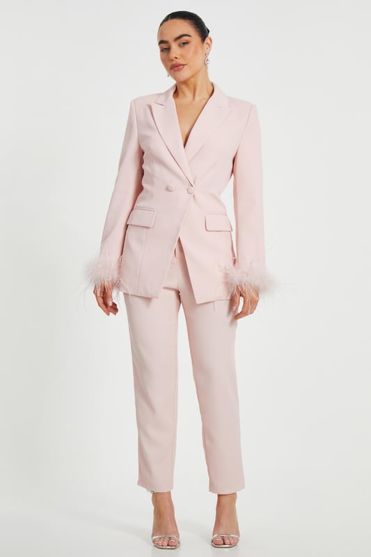 - Woven finish - High waisted - Tapered leg - Tailored look - Model height: 5'2" - Model wears uk 6 / us 2 / eur 34 - Always check the wash care label - Cool hand wash with mild detergent