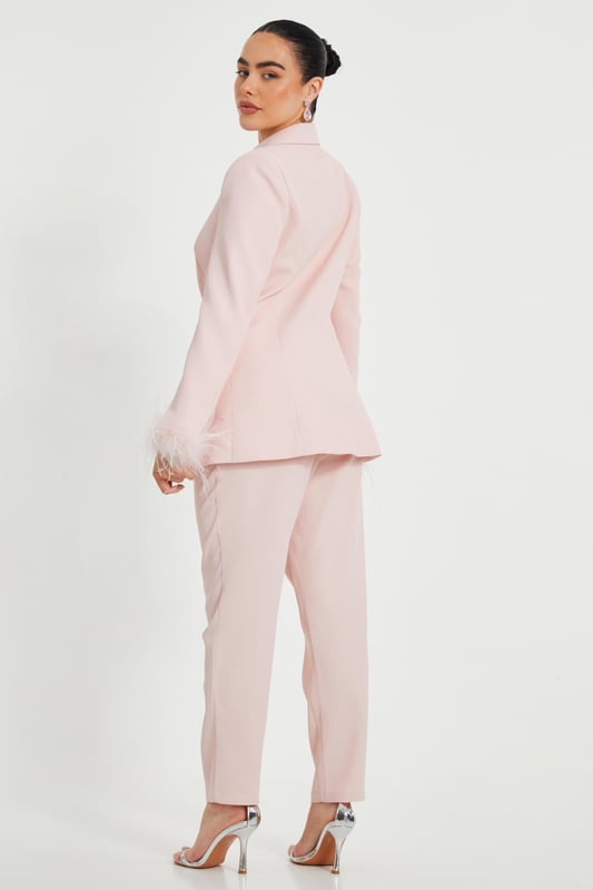 - Woven finish - High waisted - Tapered leg - Tailored look - Model height: 5'2" - Model wears uk 6 / us 2 / eur 34 - Always check the wash care label - Cool hand wash with mild detergent