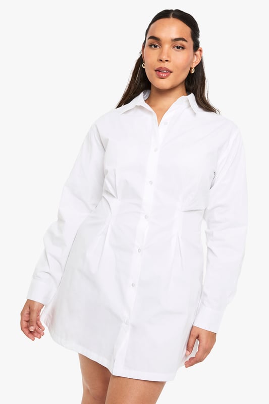 boohoo PlusYou&rsquo;ll find full on fashion for the fuller figure with the boohoo Plus range. Delivering directional designs for UK sizes 16 to 24, this ultra-flattering collection combines perfectly proportioned fits with statement styles so that you can stay on top of this season&rsquo;s trends.