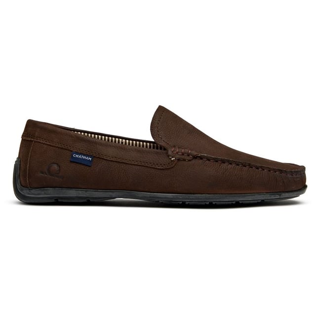Mens brown Chatham Marine hatch shoes, manufactured with nubuck and a rubber sole. Featuring: chatham branding, fully lined, driving moc sole and stitched upper.