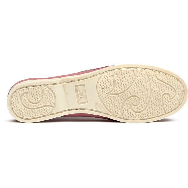 Womens pink Chatham Marine willow shoes, manufactured with nubuck and a rubber sole. Featuring: leather lining and sock, cushioned foam insole, hi-grip rubber outsole and branded woven label.