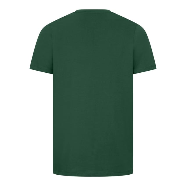 3 Pack Nike Sportswear Men's Club T Shirt in Green/Blue/White A SMART CHOICE FOR YOUR DAILY ROTATION. The Nike Sportswear Club T-Shirt is made with our everyday cotton fabric and a classic fit, for a familiar feel right out of the bag.An embroidered Futura logo on the chest provides a signature Nike look. Benefits The classic-fit tee silhouette has a relaxed feel down through the body and hips. Everyday cotton fabric feels soft and lightweight. Product Details Standard fit for a relaxed, easy feel Fabric: 100% cotton Machine wash