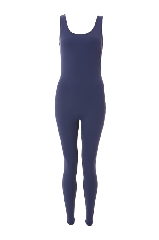 - Scoop neckline - Sleeveless - Seamless look - Model height: 5'6" - Model wears size: s - Always check the wash care label - Cool hand wash with mild detergent