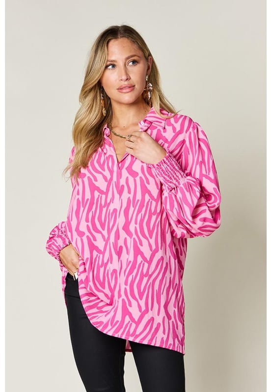Ruched and smocked design
  Pullover closure
  Opaque fabric
  No stretch
  100% polyester
  Machine wash cold
  Tumble dry low
  Imported
  Available in multiple sizes
Material: Rayon