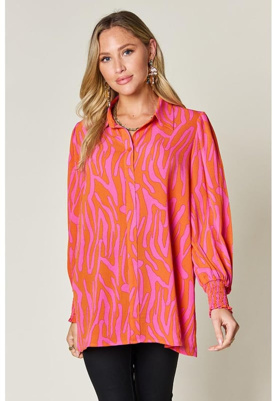 Ruched and smocked design
  Pullover closure
  Opaque fabric
  No stretch
  100% polyester
  Machine wash cold
  Tumble dry low
  Imported
  Available in multiple sizes
Material: Rayon