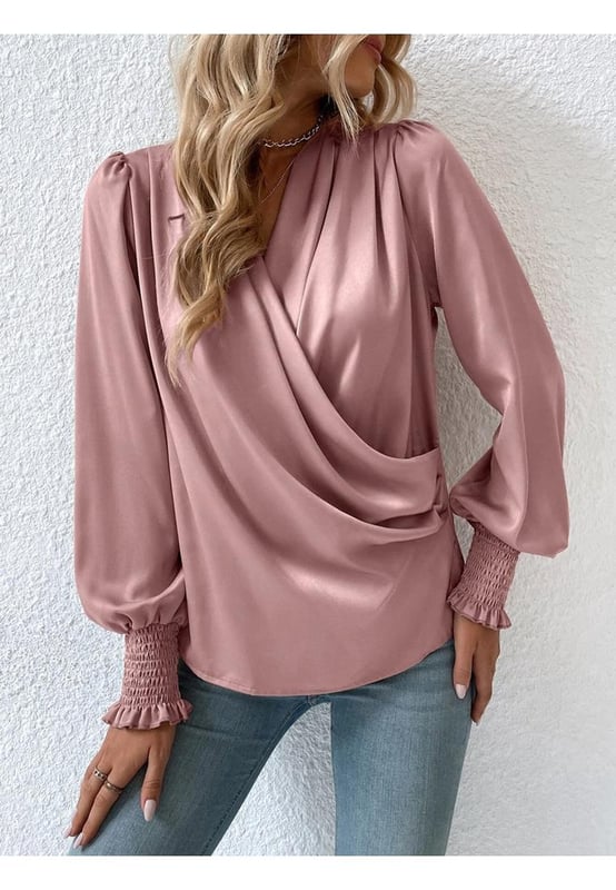 Blusa de sobrepelliz de estilo basico.
  Hecho de 100% poliester.
  Acabado opaco.
  Sin material elastico.
  Detalles fruncidos.
  Mangas de farolillo.
  Lavar a maquina con agua fria.
  Secar en secadora a temperatura baja.
  Importado.
  S: longitud delantera 242 pulgadas busto 378 pulgadas longitud de la manga 254 pulgadas.
  M: longitud delantera 246 pulgadas busto 394 pulgadas longitud de la manga 257 pulgadas.
  L: longitud delantera 252 pulgadas busto 417 pulgadas  Longitud de la manga: 26.2 in.