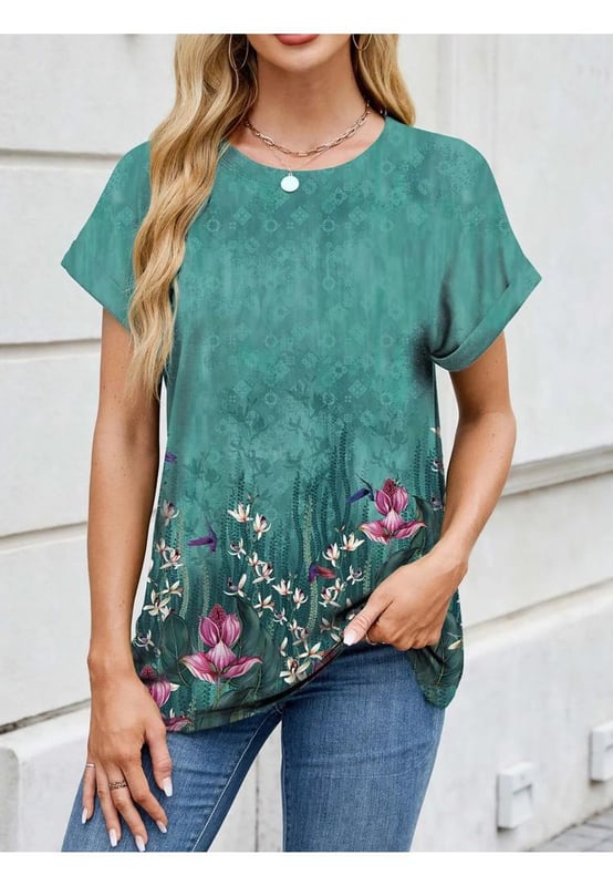Basic.
  Style.
  Leicht dehnbar.
  Materialzusammensetzung: 65% Viskose 30% Polyester 5% Elasthan.
  Pflegehinweis: Maschinenwasche kalt. Niedrig im Trockner trocknen..
  Importiert.
  Produktmasse (Masse in Zoll) & Grossenumrechnung.
  Grosse S: US 4 obere Lange 268 Buste 394 Armellange 91.
  Grosse M: US 6/8 obere Lange 272 Buste 413 Armellange 94.
  Grosse L: US 10/12 obere Lange 276 Buste 433 Armellange 98.
  Grosse XL: US 14/16 obere Lange 28 Buste 465  Armellange 102.
  Grosse 2XL: US 18 Oberlange 283 Buste 496 Armellange 106.