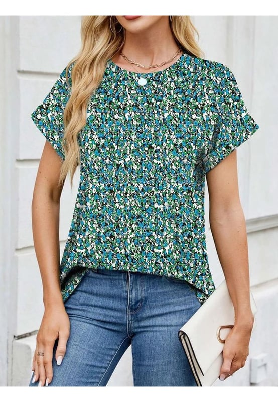 Estilo basico.
  Ligeramente elastico.
  Composicion del material: 65% rayon 30% poliester 5% elastano.
  Instrucciones de cuidado: Lavar a maquina con agua fria. Secar en secadora a baja temperatura..
  Importado.
  Medidas del producto (medidas por pulgadas) y conversion de talla.
  Talla S: US 4 Longitud superior 26.8 Busto 39.4 Longitud de manga 9.1.
  Talla M: US 6/8 Longitud superior 27.2 Busto 41.3 Longitud de manga 9.4.
  Talla L: US 10/12 Longitud superior 27.6 Busto 43.3 Longitud de manga 9.8.
  Talla XL: US 14/16 Longitud superior 28 Busto 46.5  Largo de la manga 10.2.
  Talla 2XL: US 18 Largo de la parte superior 28.3 Busto 49.6 Largo de la manga 10.6.