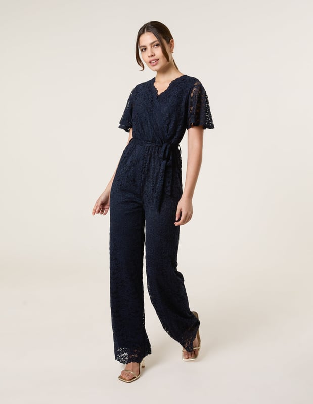Creating an instant outfit with this summer essential. Dress this Blue jumpsuit up with killer heels and statement jewellery for the perfect brunch outfit or lunch with the girls.