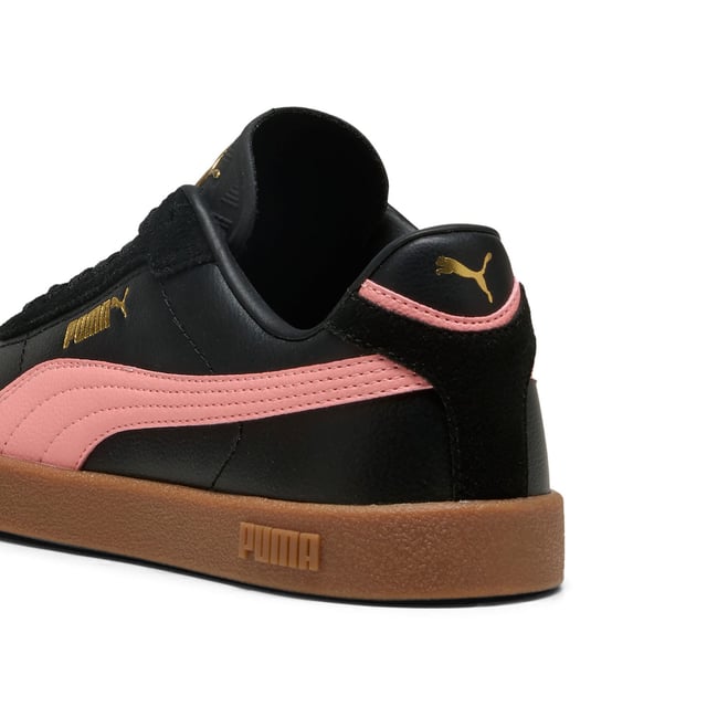 The classic PUMA Club is pulled from the archives and reimagined for a new generation. Meet the PUMA Club II Era  a fresh twist on the terrace classic with new design elements and its football heritage intact. These shoes take on street style with smooth suede  and leather upper and a heavy texture on the tooling. The SoftFoam sockliner provides superior cushioning and optimal comfort for every step of your day.