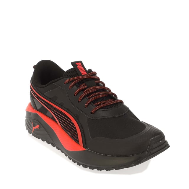 Introducing the Excursion - the perfect pair of shoes for young adventurers. The upper focuses on durability with a layered toecap reinforced mesh and CPU PUMA formstrip. The bottom is designed to withstand whatever a day may hold with excellent traction and a full rubber outsole. From class to recess the Excursion is purposefully constructed for all-day comfort.