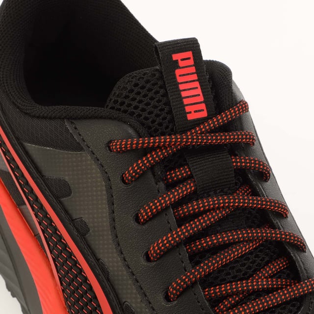 Introducing the Excursion - the perfect pair of shoes for young adventurers. The upper focuses on durability with a layered toecap reinforced mesh and CPU PUMA formstrip. The bottom is designed to withstand whatever a day may hold with excellent traction and a full rubber outsole. From class to recess the Excursion is purposefully constructed for all-day comfort.