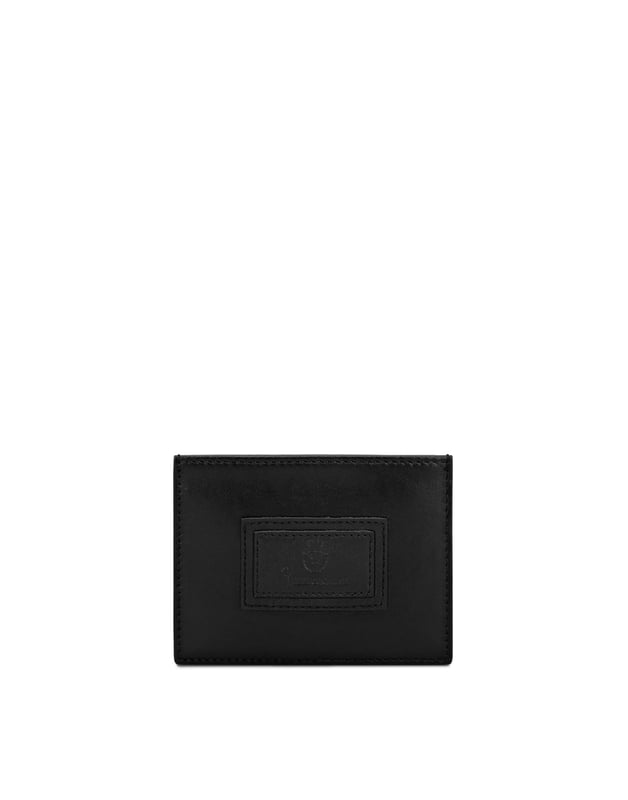 Choose this leather credit card holder with a distinctive detail to personalize your look.   Soft nappa  Logoed leather label sewn on the front  Hot-stamped Brand  Size: H 8 cm, W 10 cm