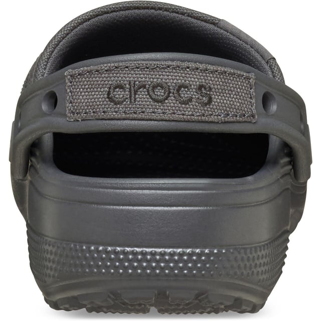 A new iteration of your favourite clog containing all of the iconic Crocs DNA with the new addition of a soft textile upper. Meanwhile the classic Croslite construction keeps them light and easy to wear.