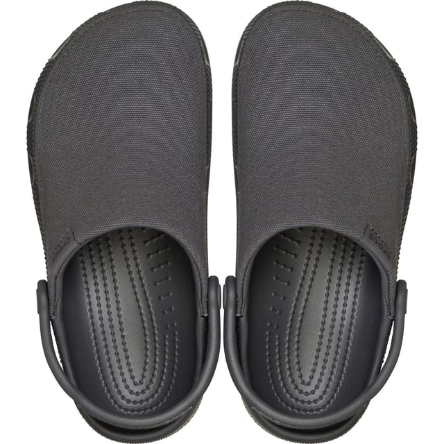 A new iteration of your favourite clog containing all of the iconic Crocs DNA with the new addition of a soft textile upper. Meanwhile the classic Croslite construction keeps them light and easy to wear.