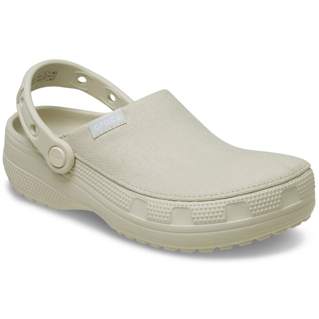 A new iteration of your favourite clog containing all of the iconic Crocs DNA with the new addition of a soft textile upper. Meanwhile the classic Croslite construction keeps them light and easy to wear.