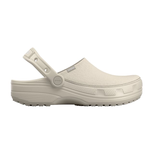 A new iteration of your favourite clog containing all of the iconic Crocs DNA with the new addition of a soft textile upper. Meanwhile the classic Croslite construction keeps them light and easy to wear.