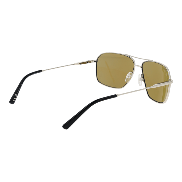 Gender: Men
Main color: Silver
Frame color: Silver
Frame material: Metal
Lenses color: Blue
Lenses material: Plastic
Filter category: 2
Lenses effect: photochromatic & polarized
Protection: 100% UVA & UVB
Lenses width: 61
Lenses height: 45
Bridge width: 14
Frame width: 145
Temples length: 140
Style: Aviator
Rim style: Full-Rim
Spring hinge: Yes
Extra: Blue-Filter
Shipment includes: Branded case
Country: Italy