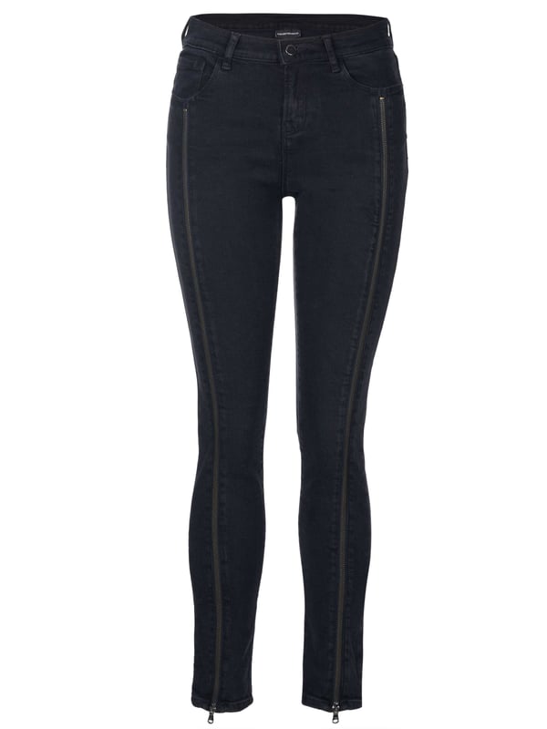 90% Katoen, 8% Polyester, 2% Elastaan; Emporio Armani jeans; Model: 6H2J54 2D9ZZ 0005; Hoogwaardig vervaardigd; Klassiek '5-pocket' stijl; Ceintuurlussen; Sluiting: Knop, rits; Twee ritsen aan de voorkant van de tailleband tot de zoom; Emporio Armani Logo-details