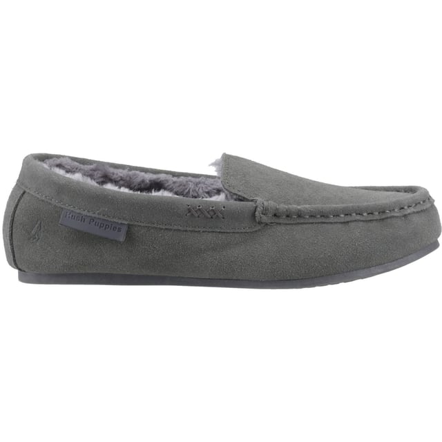 A comfortable lightweight classic slipper, with a memory foam interior and cosy faux fur lining these are a perfect choice for keeping your feet comfy and toasty after a long day