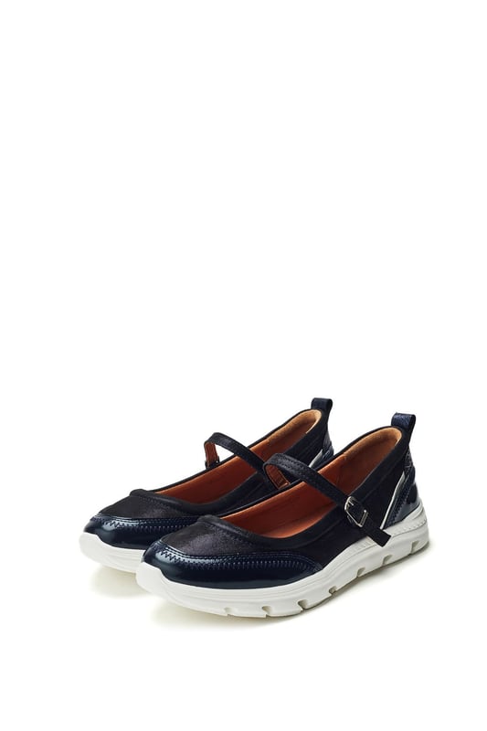 Discover Enchant, hybrid style Mary Jane. This style features a classic Mary Jane silhouette, with a strap for a secure fit, on a sporty sole making it ideal for when you're on the go. The cushioned sole provides comfortable wear.