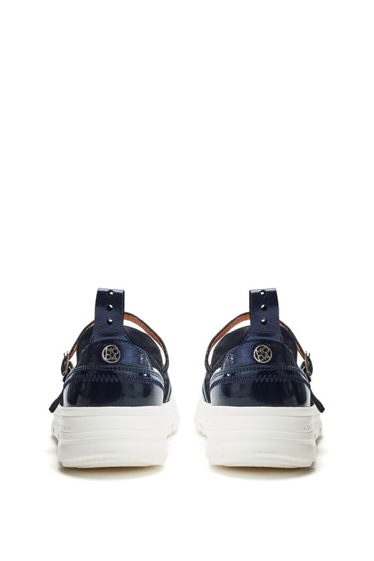 Discover Enchant, hybrid style Mary Jane. This style features a classic Mary Jane silhouette, with a strap for a secure fit, on a sporty sole making it ideal for when you're on the go. The cushioned sole provides comfortable wear.