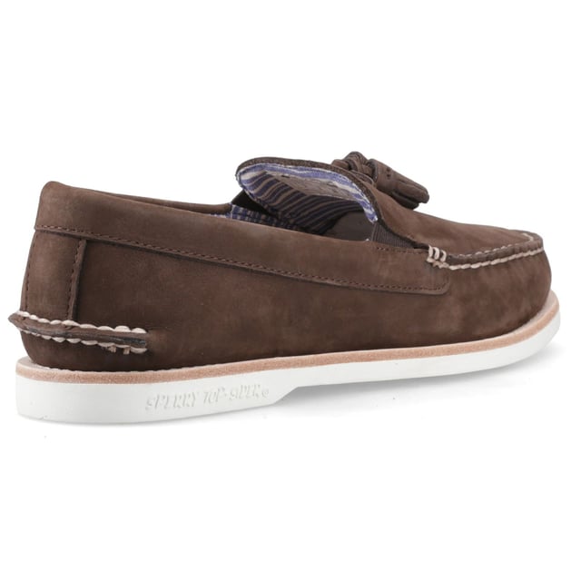 Part boat shoe, part loafer, the mens' Authentic Original Tassel is a stylish choice that adds a touch of flair to any look. Crafted from luxurious leather nubuck, our iconic boat shoe silhouette is reimagined as a slip-on