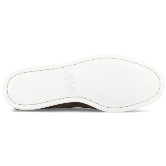 Part boat shoe, part loafer, the mens' Authentic Original Tassel is a stylish choice that adds a touch of flair to any look. Crafted from luxurious leather nubuck, our iconic boat shoe silhouette is reimagined as a slip-on