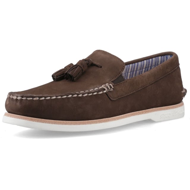 Part boat shoe, part loafer, the mens' Authentic Original Tassel is a stylish choice that adds a touch of flair to any look. Crafted from luxurious leather nubuck, our iconic boat shoe silhouette is reimagined as a slip-on