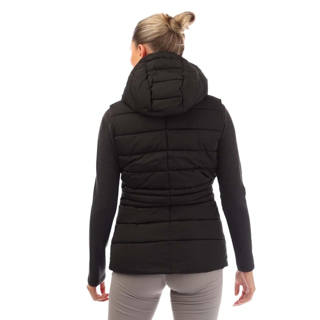 100% Polyester. Vulling: Gerecycleerd. Stof: Glans, Keper. Ontwerp: Badge, gewatteerd. Stoftechnologie: Hoge warmte, isolerend, douchebestendig, waterafstotend. Kinbeschermer, Versierde ritstrekker, Binnenritsbeschermer, Laag Bulkvulling. Halslijn: Kap, staande kraag. Mouwtype: Mouwloos. Eigenschappen van de kap: Gegroeid op de kap. Zakken: 2 Zijzakken, Rits. Sluiting: Ritssluiting vooraan. 10 VK: 34 in.