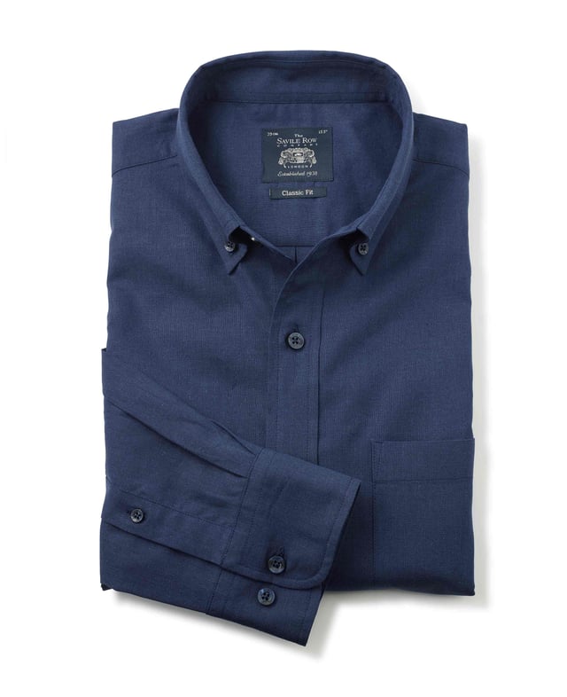 Staying cool during the summer months is no easy task, however our linen-blend shirt is here to help. Ideal for low-key dinners and after-work drinks, it pairs perfectly with pleat front chinos and tan leather loafers. 55% linen / 45% cotton. Blending the cotton with linen gives a less crumpled look than pure linen. Generously proportioned classic fit. Split yoke, long tails, chest pocket. Floral trim in back neck.