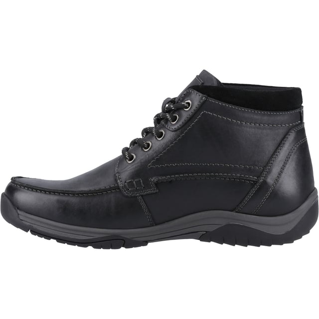 Hush Puppies Daryl Leather Men's Black Ankle Boots The Daryl Lace Boot is a versatile essential for the Autumn/Winter season. Featuring a leather upper, memory foam insole, comfort suede collar, breathable lining, and a durable rubber outsole, it's built for style and all-day ease.
