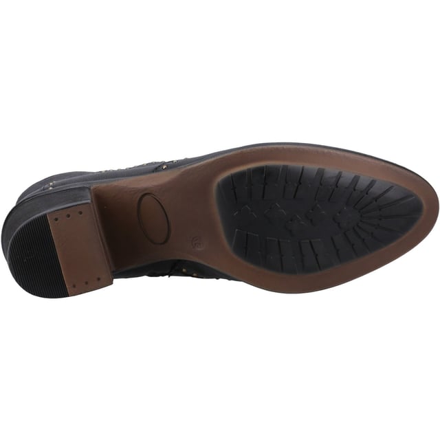 With it's Western studded detailing, memory foam insole, and inside zip for easy on and off the Waverly is a great choice for those chilly winter days