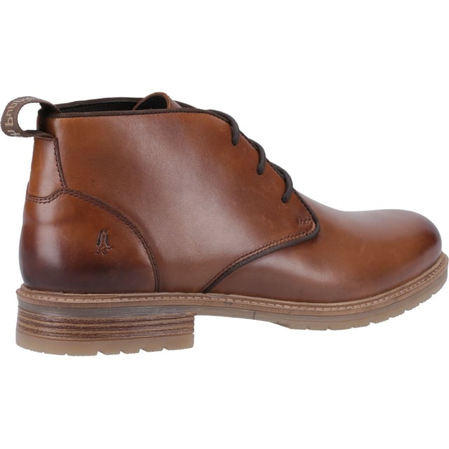 Hush Puppies Ricky Leather Men's Tan Ankle Boots A stylish chukka boot with adjustable laces, a soft textile and foam footbed, and soft microfibre lining, the Ricky is a great smart casual choice every day