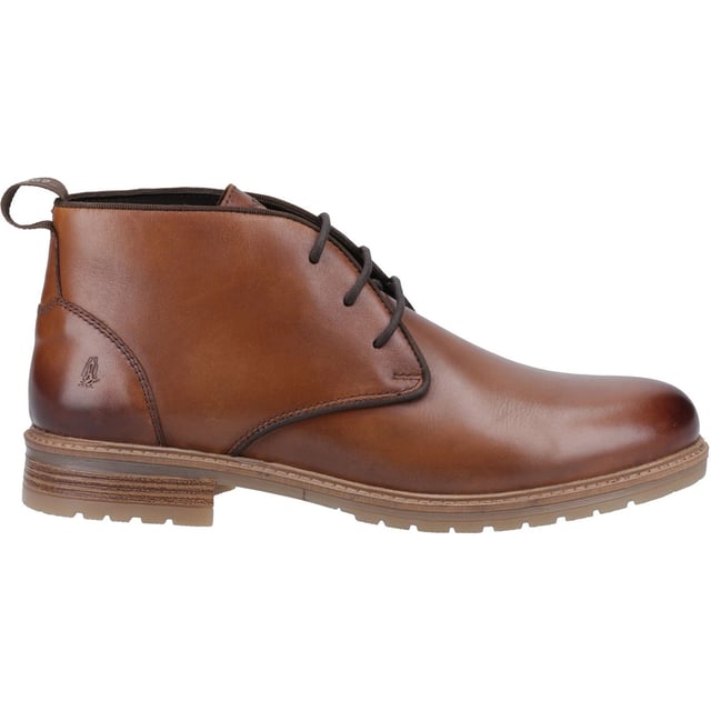 Hush Puppies Ricky Leather Men's Tan Ankle Boots A stylish chukka boot with adjustable laces, a soft textile and foam footbed, and soft microfibre lining, the Ricky is a great smart casual choice every day
