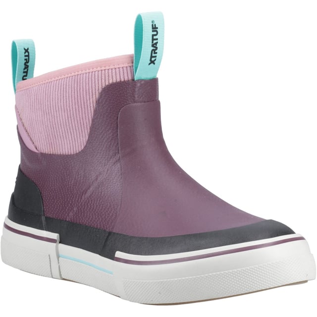 The Ankle Deck Boot collection has been crafted specifically for off-shore anglers. The ADB is a great option for anyone looking for non-slip and waterproof footwear for like on land or on the water.