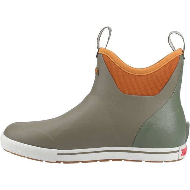 The Ankle Deck Boot collection has been crafted specifically for off-shore anglers. The ADB is a great option for anyone looking for non-slip and waterproof footwear for like on land or on the water.