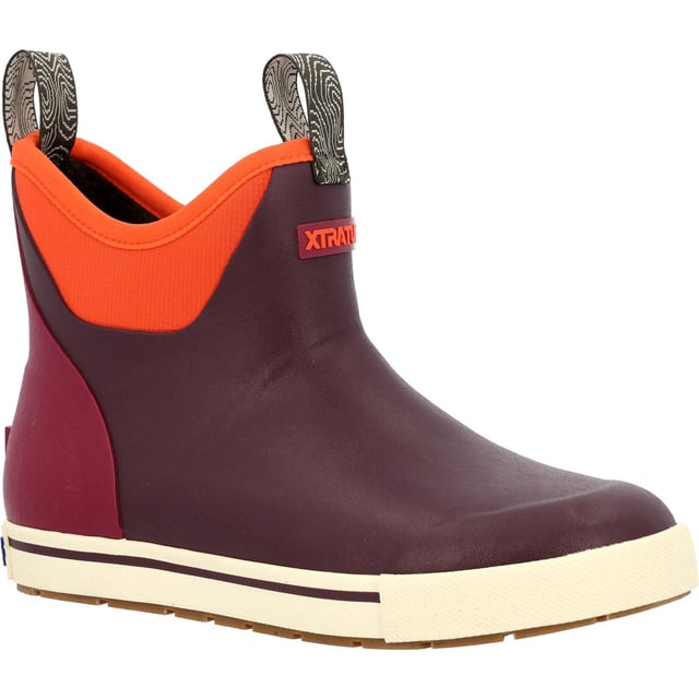 The Ankle Deck Boot collection has been crafted specifically for off-shore anglers. The ADB is a great option for anyone looking for non-slip and waterproof footwear for like on land or on the water.