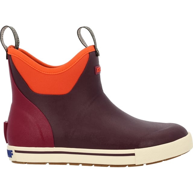 The Ankle Deck Boot collection has been crafted specifically for off-shore anglers. The ADB is a great option for anyone looking for non-slip and waterproof footwear for like on land or on the water.