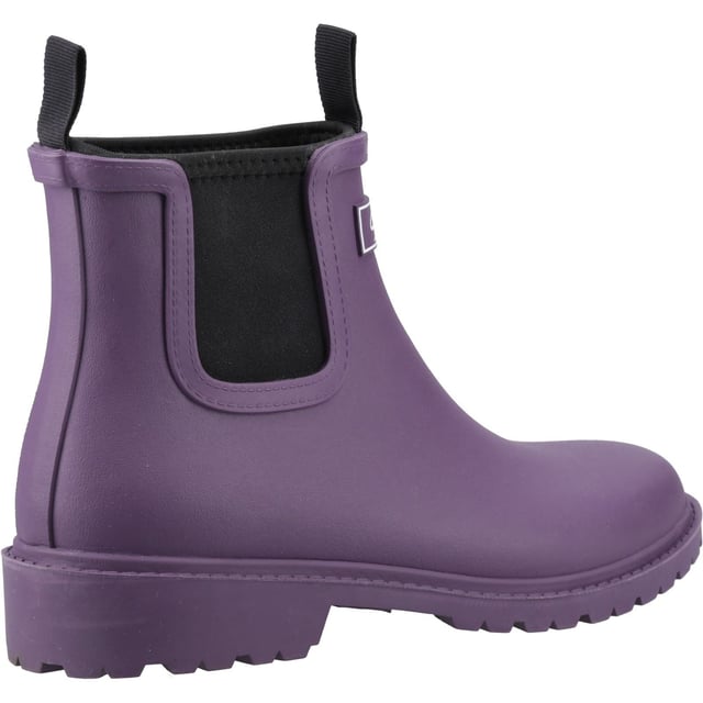 Barton Ladies wellington from Cotswold Shoes, is the perfect welly for all weather conditions. With fully waterproof neoprene for excellent warmth and comfort.