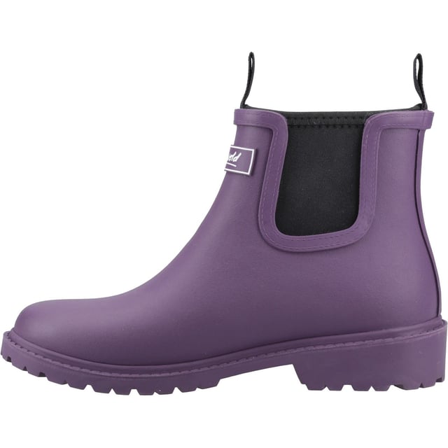 Barton Ladies wellington from Cotswold Shoes, is the perfect welly for all weather conditions. With fully waterproof neoprene for excellent warmth and comfort.
